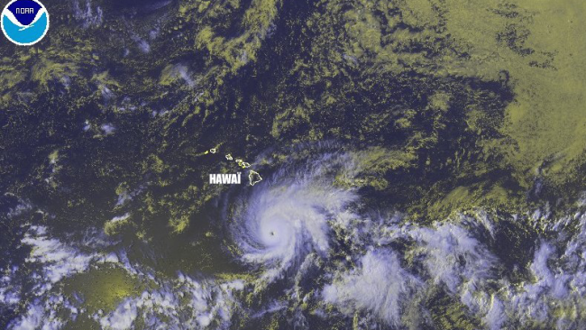 Hawaï sous la menace du puissant ouragan de catégorie 5 LANE