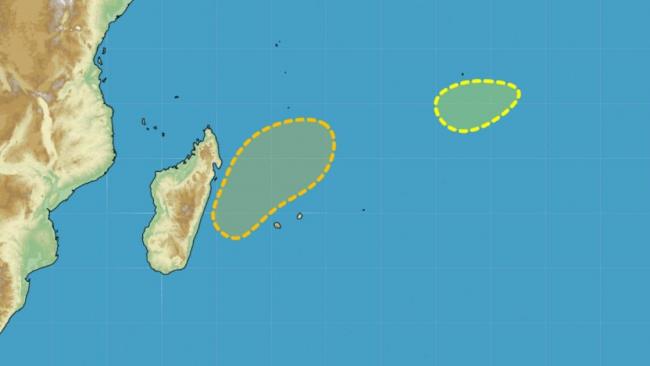 Deux signaux de cyclogenèse dans l'océan indien Sud-Ouest