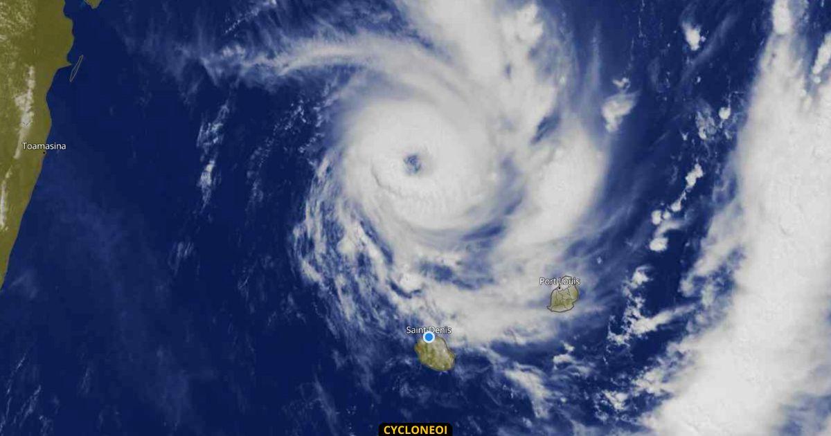 Cyclone garance la re union pourrait connai tre de violentes rafales