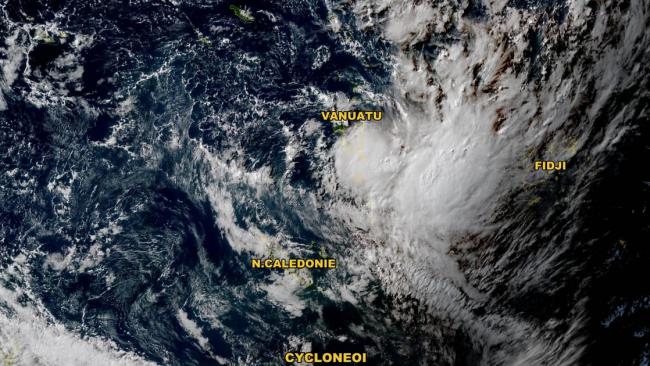 Tempête tropicale GINA dans le pacifique Sud-Ouest