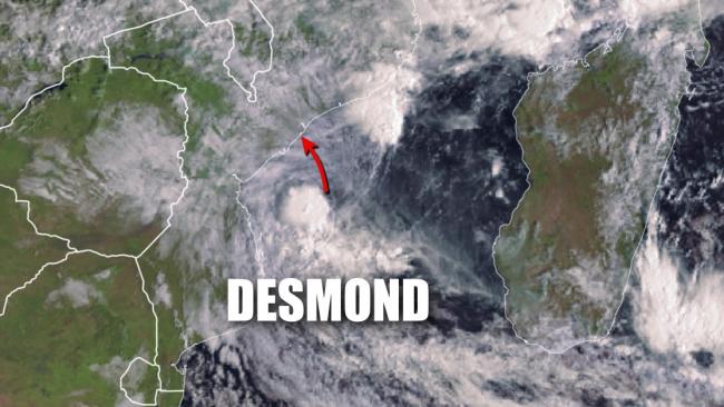 DESMOND en perte de vitesse se dirige vers le Mozambique