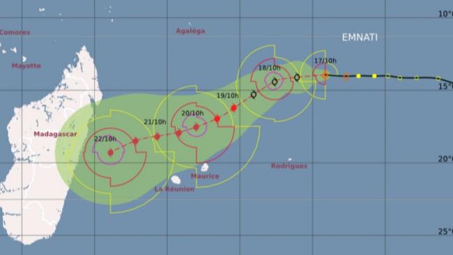 L'intensification est lancée pour la tempête tropicale Emnati