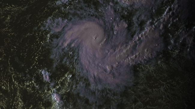 Émeraude pressé de devenir un cyclone