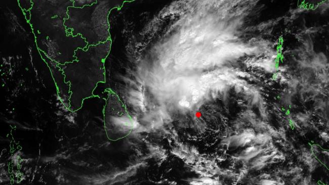 Future tempête PHETHAI, l'activité redémarre dans l'océan indien