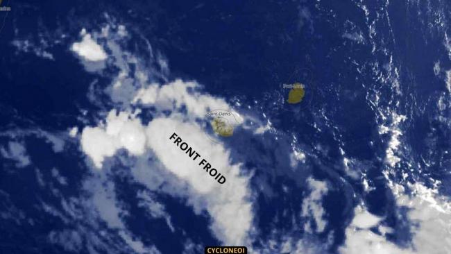 La Météo de La Réunion : Un front froid aborde La Réunion avec à la clé des averses