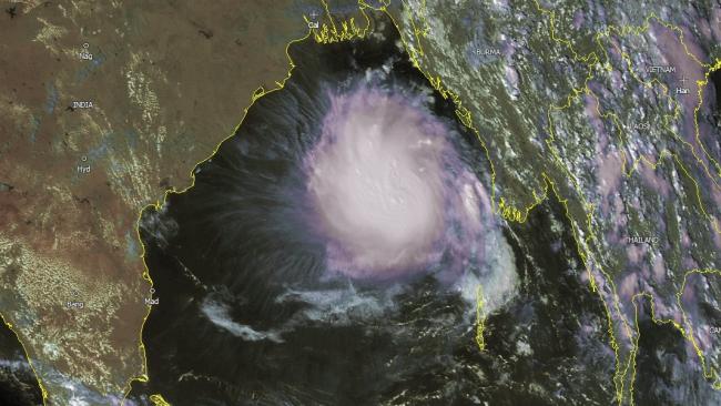 La Tempête KYANT réveille l'océan indien nord