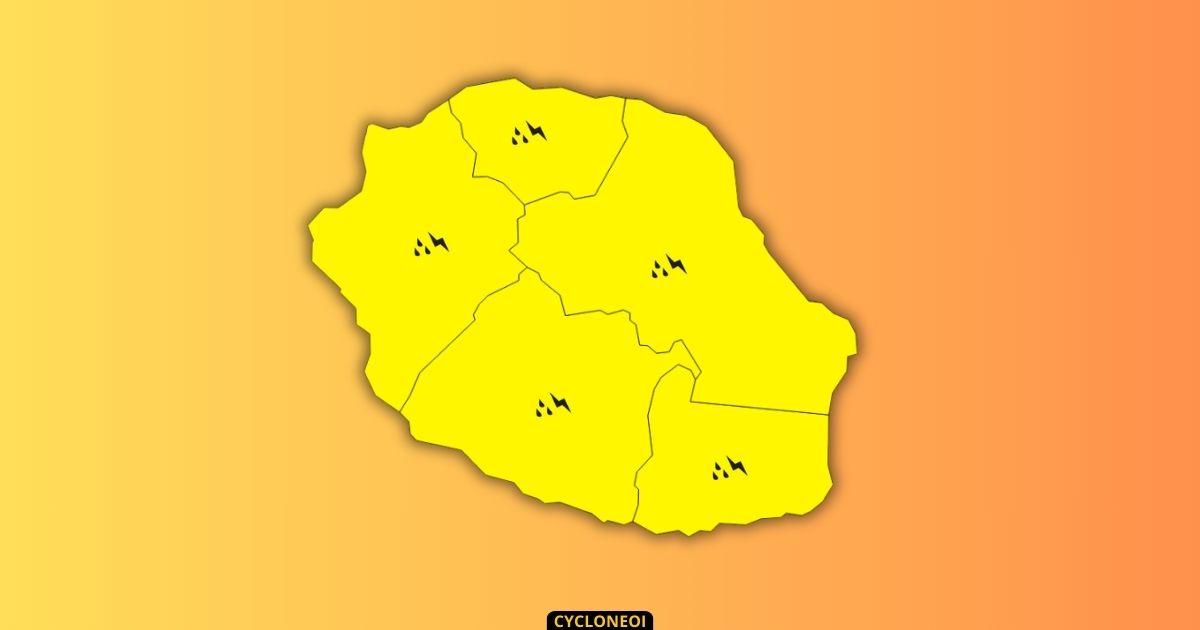 La Réunion : averses orageuses attendues, vigilance en cours