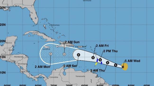 KIRK redevient une tempête en approchant l'arc des Antilles