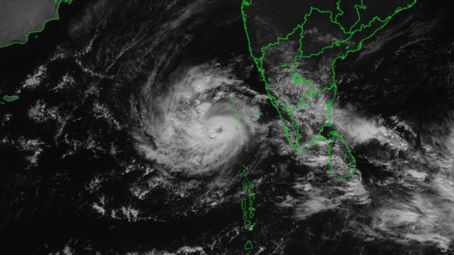 OCKHI est devenu un cyclone tropical