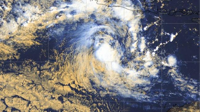 La tempête tropicale modérée Paddy étranglée par un environnement trop sec