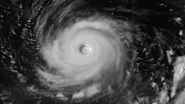 NORU devient le cyclone le plus intense de l'année 2017