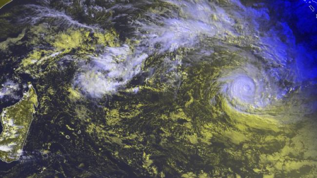 La zone perturbée 05S pourrait devenir une tempête ces 2 ou 3 prochains jours